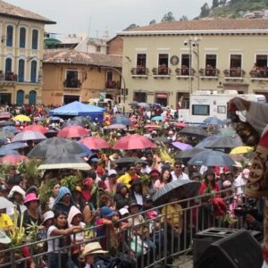 Miles de fieles vivieron con devoción la Procesión de Domingo de Ramos en el Centro Histórico